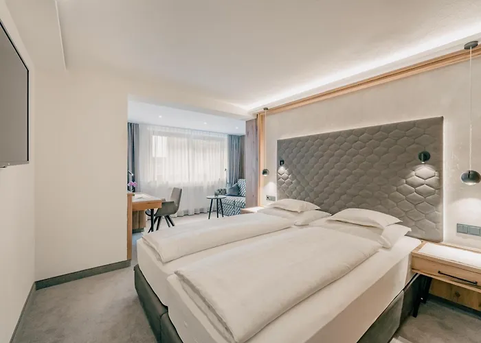 Gourmet & Wine Austria Hotel 4*