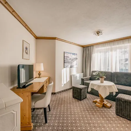 Gourmet & Wine Austria Hotel 4*